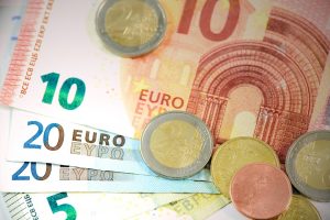 Geldscheine und Münzen (Euro)